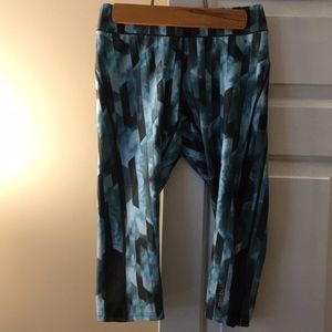 Reebok cropped workout leggings